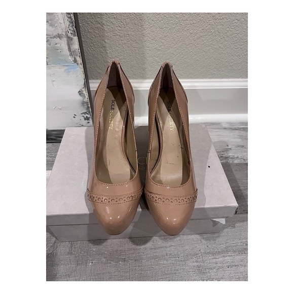 Soul Society Sammy Pumps - Picture 2 of 6